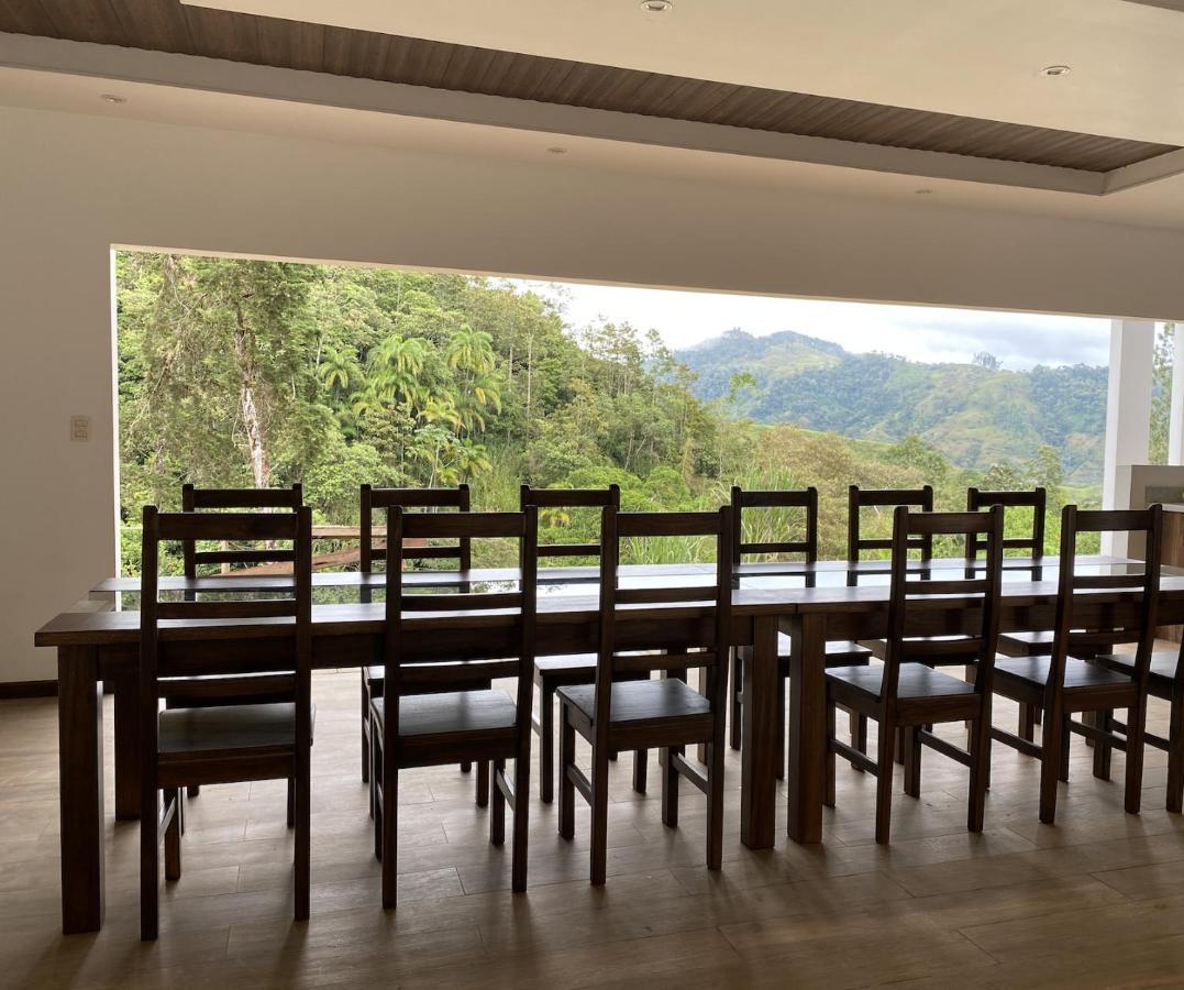 Arte De Plumas Birding Lodge Cartago Esterno foto